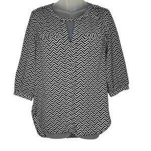 French Connection Black & White Zigzag Blouse Shirt Size
US 2